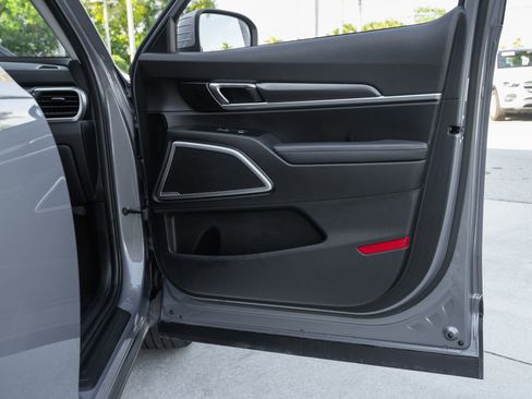 Used 2023 Kia Telluride S w/ S Sunroof Package FWD image 39