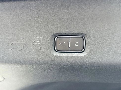 New 2025 Lincoln Navigator Reserve w/ Jet Appearance Package image 13