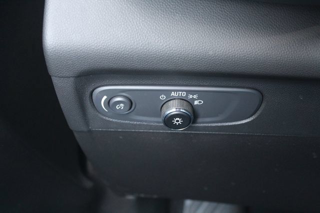 Certified 2022 Buick Envision Preferred FWD image 25