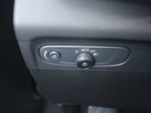Used 2022 Buick Envision Preferred FWD image 25