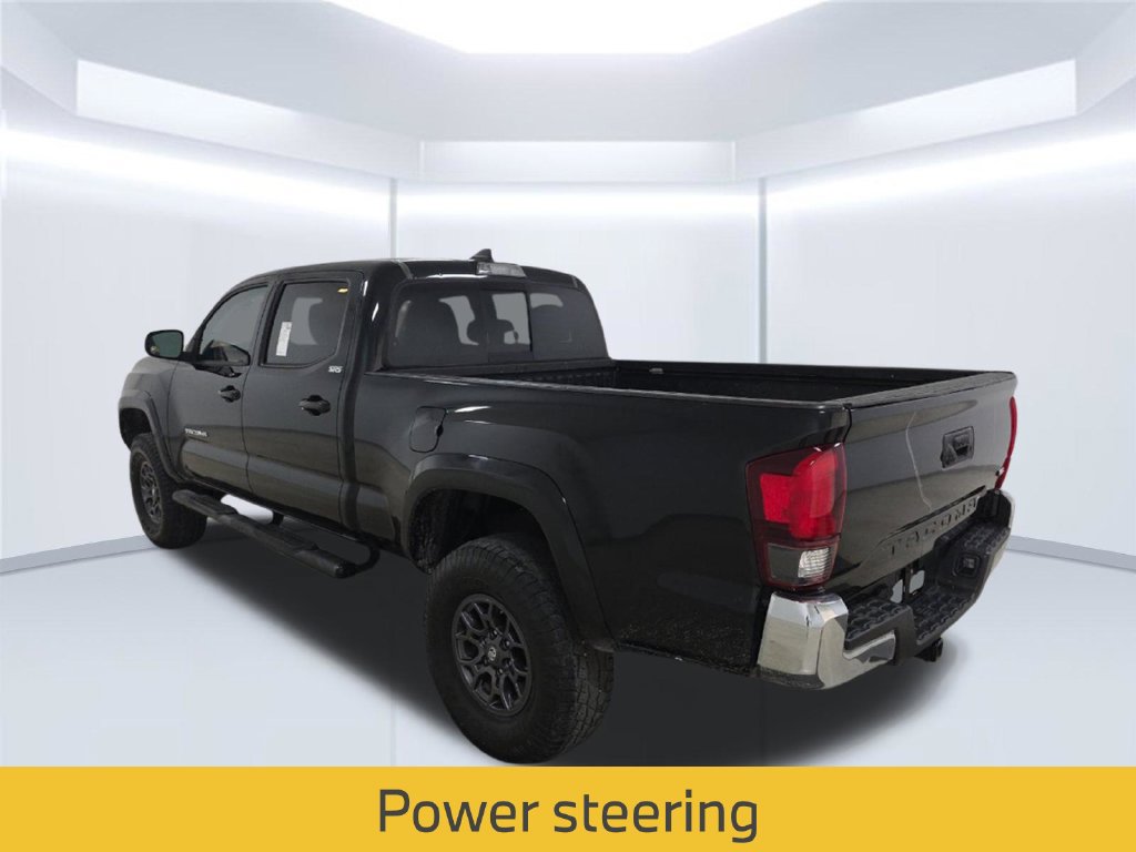 Used 2018 Toyota Tacoma SR5 RWD image 8