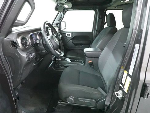 Used 2018 Jeep Wrangler Unlimited Sport S AWD/4WD image 24