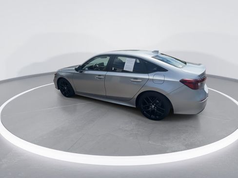 Used 2025 Honda Civic Sport image 6