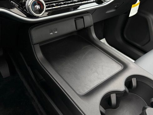 New 2025 Honda Prologue Touring image 24