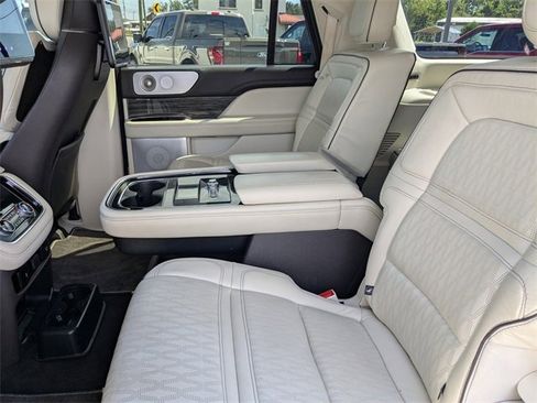 Used 2020 Lincoln Navigator L Black Label w/ Cargo Convenience Package image 14