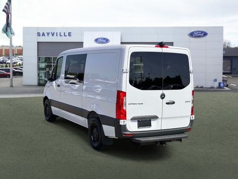 Used 2025 Mercedes-Benz Sprinter 2500 image 4