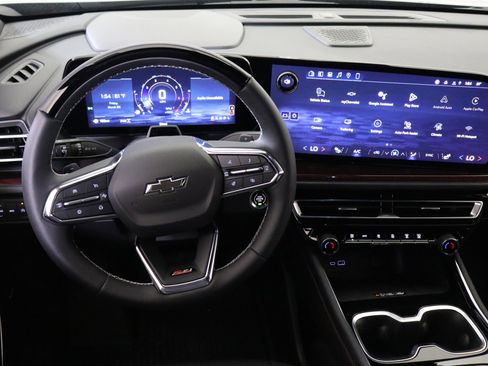 New 2026 Chevrolet Traverse Z71 w/ Enhanced Driving Package AWD/4WD image 19