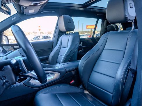 Used 2025 Mercedes-Benz GLS 450 4MATIC w/ AMG Line Exterior image 19