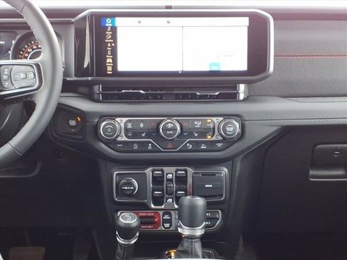 New 2026 Jeep Wrangler Unlimited Rubicon w/ Safety Group image 7