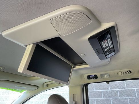 Used 2014 Honda Odyssey Touring Elite image 34