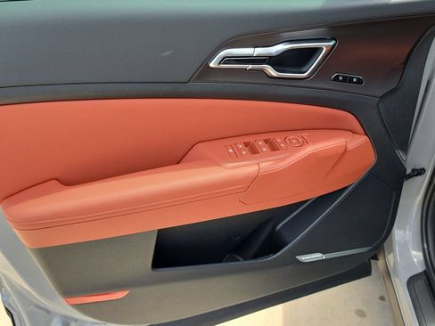 New 2026 Kia Sportage SX AWD/4WD image 18