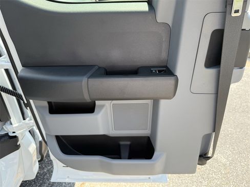 Used 2025 Ford F350 XLT w/ 360-Degree Camera Package image 21