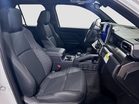 New 2026 Toyota 4Runner TRD Off-Road Premium AWD/4WD image 27