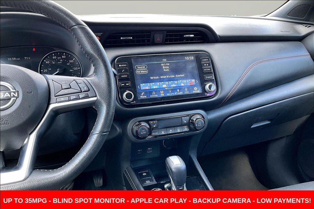 Used 2023 Nissan Kicks SR w/ SR Premium Package FWD image 9