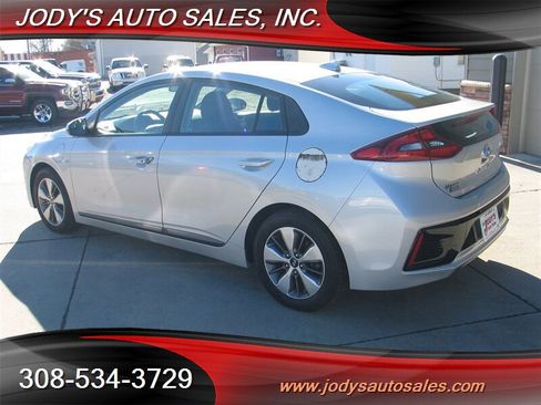 Used 2019 Hyundai Ioniq Plug-In Hybrid image 29