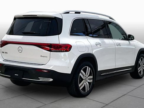 Certified 2023 Mercedes-Benz EQB 300 4MATIC w/ Exclusive Package image 12