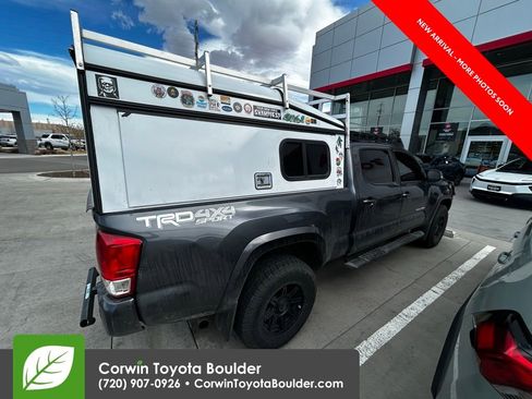 Used 2023 Toyota Tacoma TRD Sport w/ Advanced Technology Package image 8