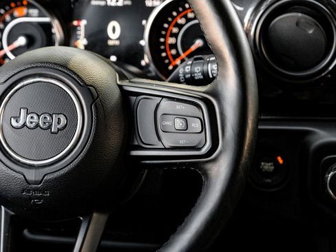 Used 2021 Jeep Wrangler Unlimited Sport image 27