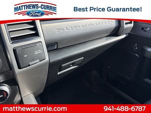 Used 2021 Ford F250 Platinum w/ FX4 Off-Road Package image 27