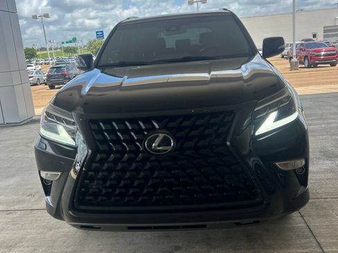 Used 2021 Lexus GX 460 Premium w/ Premium Package AWD/4WD image 2