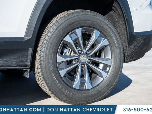 New 2026 Chevrolet Equinox LT image 38