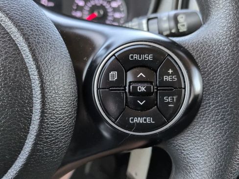 Used 2022 Kia Soul LX w/ Technology Package FWD image 23