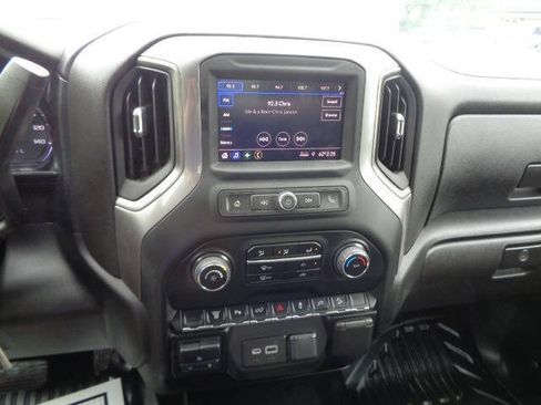 Used 2023 Chevrolet Silverado 2500 W/T w/ WT Convenience Package AWD/4WD image 17