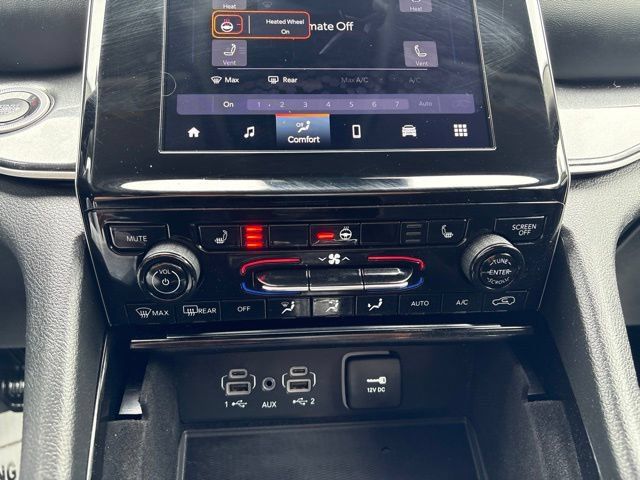 Used 2021 Jeep Grand Cherokee L Laredo w/ Luxury Tech Group I AWD/4WD image 26