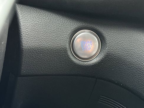 Used 2021 Hyundai Santa Fe SEL image 24