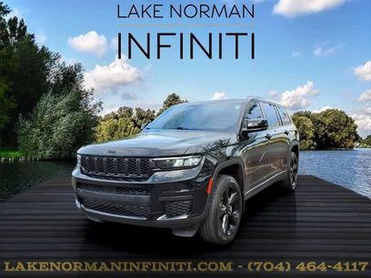 Used 2023 Jeep Grand Cherokee L Laredo