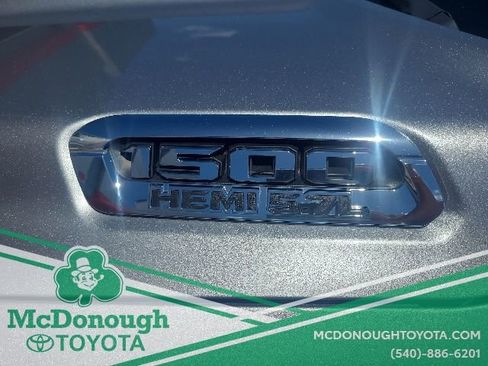 Used 2019 RAM 1500 Big Horn AWD/4WD image 7