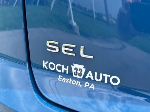 Used 2026 Volkswagen Atlas Cross Sport SEL AWD/4WD image 18