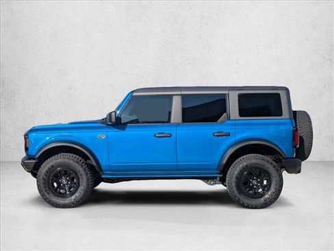 Used 2022 Ford Bronco Wildtrak image 9