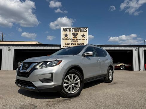 Used 2020 Nissan Rogue S w/ Special Edition Package FWD image 35