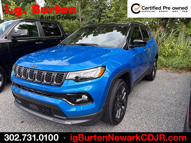 Used 2026 Jeep Compass Limited AWD/4WD image 2