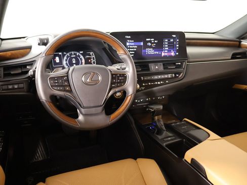 Used 2022 Lexus ES 350 Ultra Luxury w/ Protection Package (P3) image 2