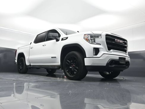 Used 2021 GMC Sierra 1500 Elevation w/ X31 Off-Road Package AWD/4WD image 43