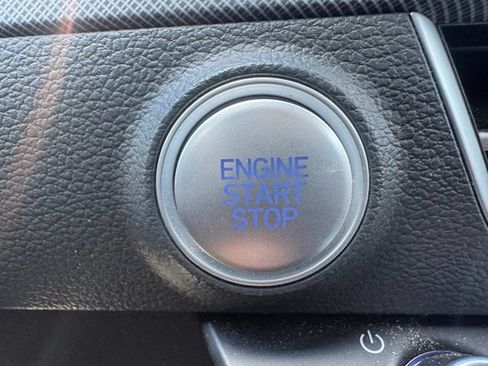 Used 2025 Hyundai Sonata SEL FWD image 33