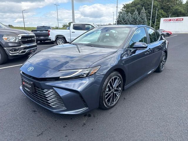Used 2026 Toyota Camry XLE FWD image 4