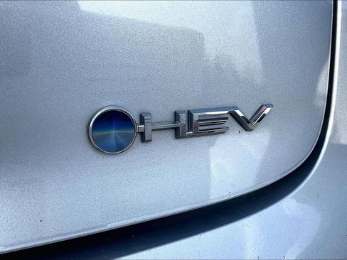 Used 2023 Toyota Prius XLE image 24