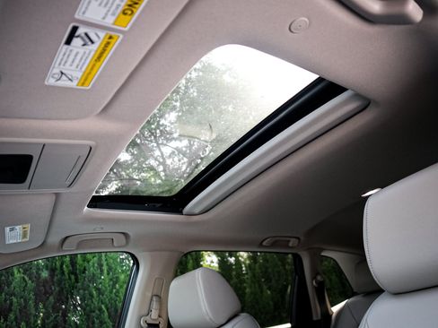 Used 2023 Honda CR-V EX-L image 27