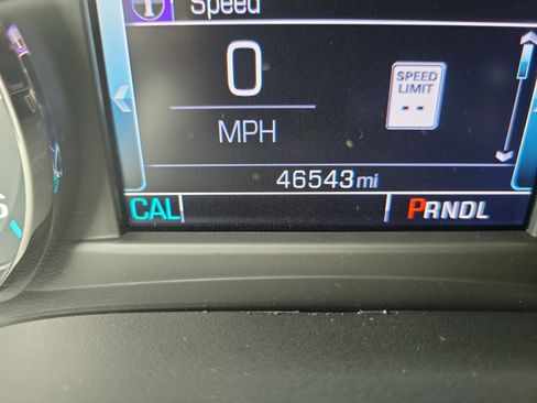 Used 2020 GMC Yukon XL SLT RWD image 31