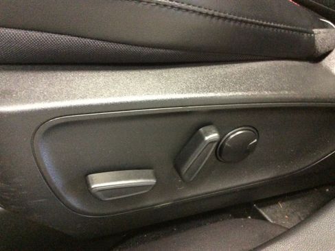 Used 2023 Ford Escape ST-Line Select AWD/4WD image 16