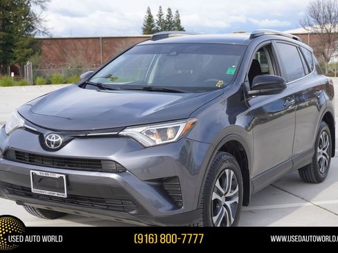 Used 2018 Toyota RAV4 LE w/ All Weather Liner Package image 1