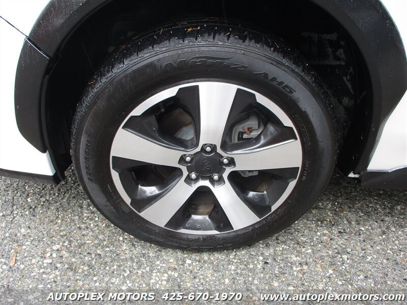 Used 2014 Subaru Crosstrek Touring AWD/4WD image 4
