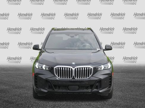 Certified 2024 BMW X5 sDrive40i w/ M Sport Package RWD image 3