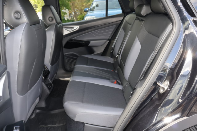 Certified 2023 Volkswagen ID.4 S RWD image 14