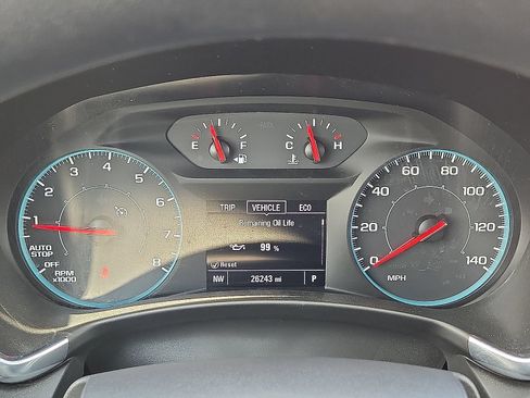 Used 2021 Chevrolet Equinox LS w/ LS Convenience Package FWD image 25