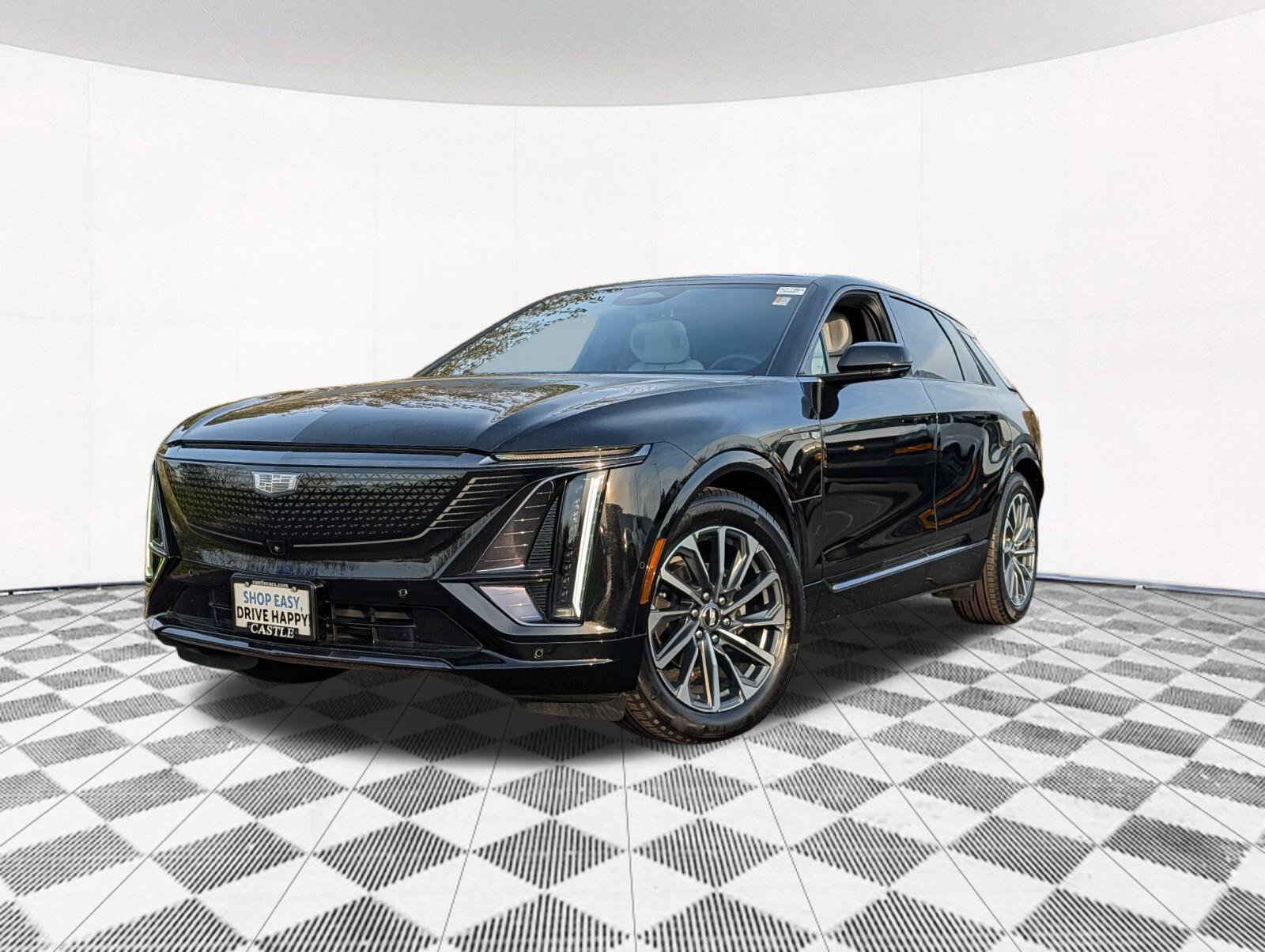 Used 2024 Cadillac Lyriq Sport w/ LPO, Floor Liner Package AWD/4WD image 2