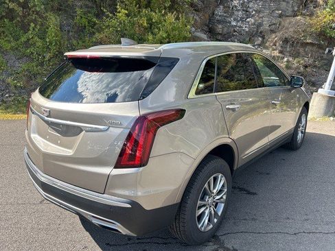 Used 2022 Cadillac XT5 Premium Luxury image 28